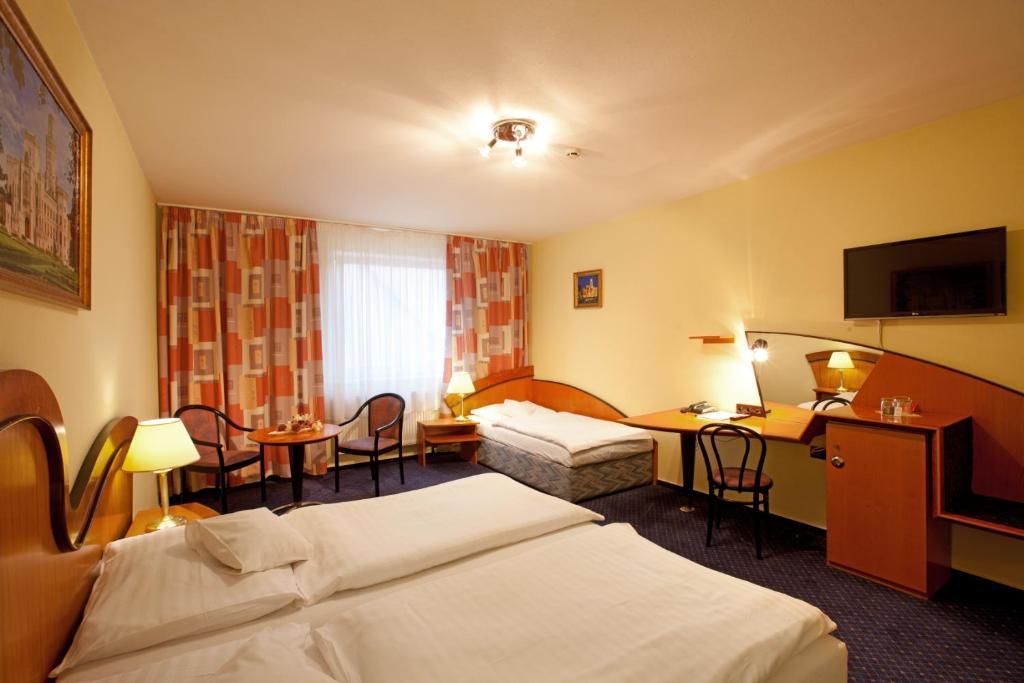Hotel Savoy Ceske Budejovice Eksteriør billede