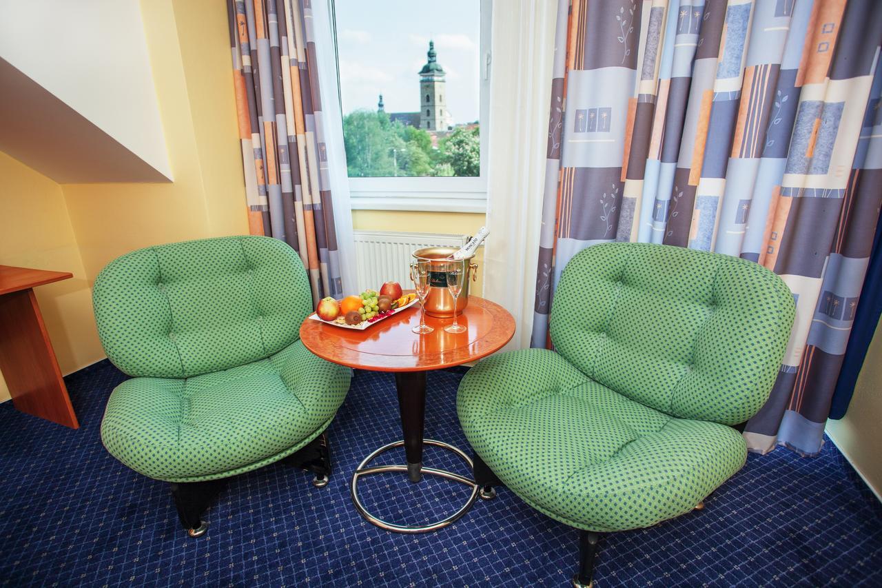 Hotel Savoy Ceske Budejovice Eksteriør billede